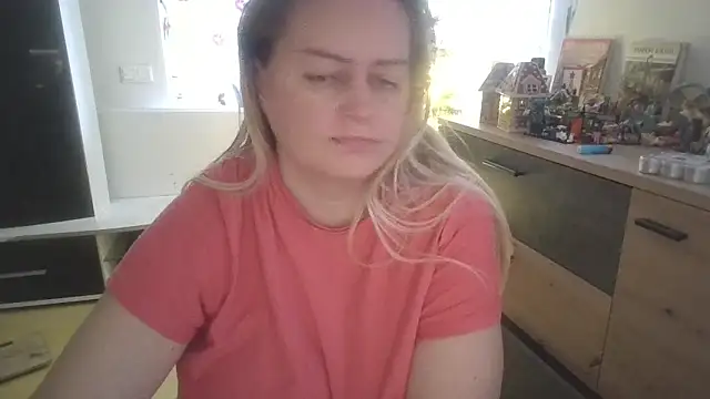 Snapshot of Meliss_Official9 chatting on January 10, 2026, 7:47 am Meliss Official9 online show from January 10, 2026, 7:47 am