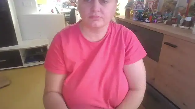 Snapshot of Meliss_Official9 chatting on January 11, 2026, 8:10 am Meliss Official9 online show from January 11, 2026, 8:10 am