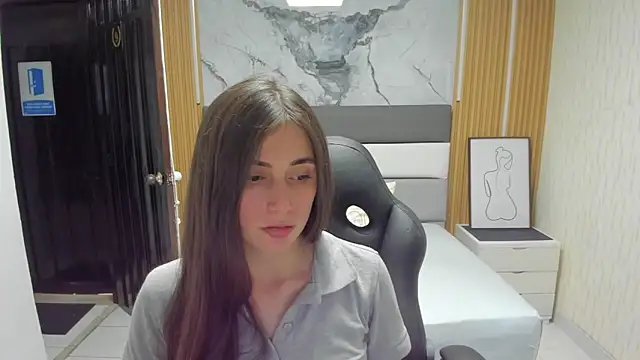 Snapshot of MAGNOLEROY chatting on September 22, 2025, 7:20 pm MAGNOLEROY online show from September 22, 2025, 7:20 pm