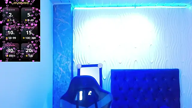 Snapshot of Catalehia_Milk chatting on March 20, 2025, 2:29 am Catalehia Milk online show from March 20, 2025, 2:29 am