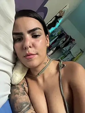 MARYADSUARD online show from October 18, 2025, 4:31 pm