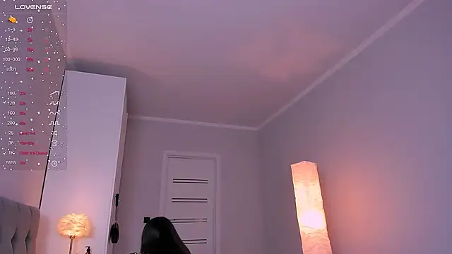 Snapshot of sharon_forever chatting on March 11, 2025, 8:42 pm sharon forever online show from March 11, 2025, 8:42 pm