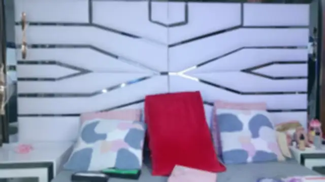 ElizabetthKitty online show from January 15, 2026, 11:46 am