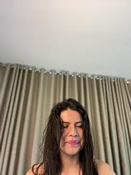 Alice Biel online show from June 20, 2026, 1:27 pm