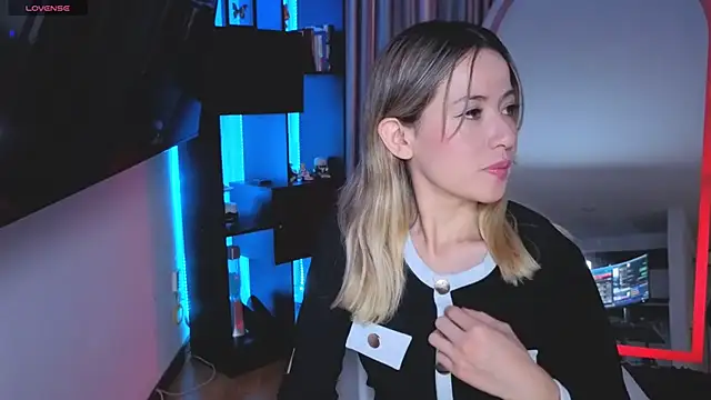 Snapshot of sexfire_lalita chatting on November 21, 2025, 10:20 pm sexfire lalita online show from November 21, 2025, 10:20 pm