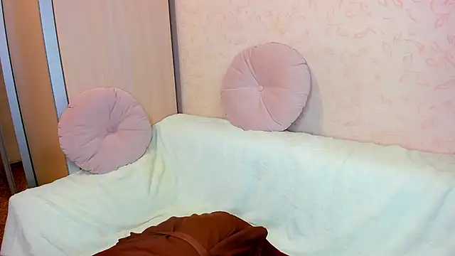 Snapshot of MelodyOfLovee chatting on September 30, 2025, 10:49 pm MelodyOfLovee online show from September 30, 2025, 10:49 pm