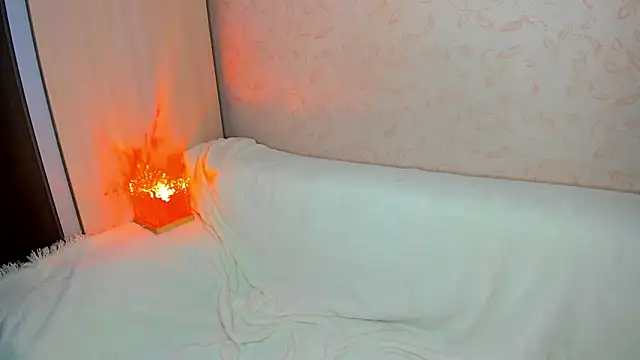 MelodyOfLovee online show from December 5, 2025, 3:05 am