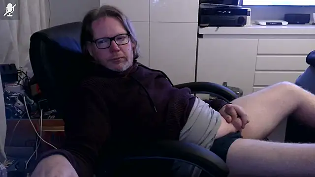 VSteph online show from December 20, 2025, 11:51 pm