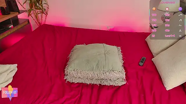 Alexawhiittee online show from March 16, 2026, 5:44 am