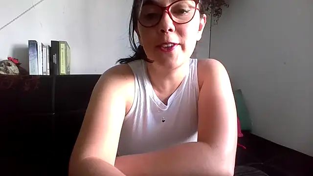 Snapshot of Tiramisu89 chatting on November 30, 2025, 6:30 pm Tiramisu89 online show from November 30, 2025, 6:30 pm