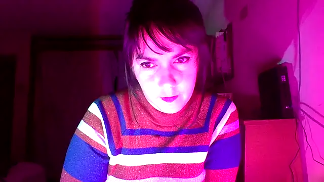 Snapshot of Tiramisu89 chatting on December 23, 2025, 5:29 am Tiramisu89 online show from December 23, 2025, 5:29 am