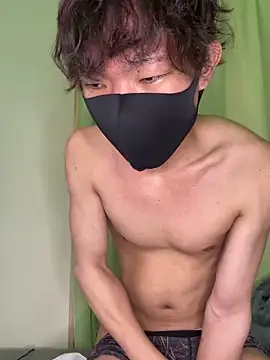 UKI06 online show from December 10, 2024, 7:26 am