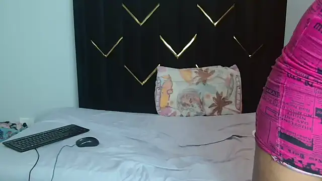 StallionMilf Queen online show from October 27, 2025, 3:02 pm