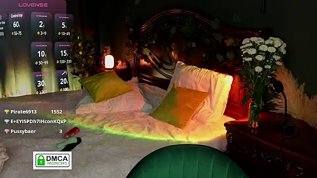 Hello Vivienne online show from March 8, 2025, 10:34 pm