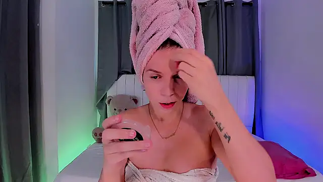 gatitavenecis online show from March 2, 2026, 7:32 pm