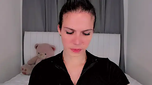 gatitavenecis online show from November 1, 2025, 9:30 pm