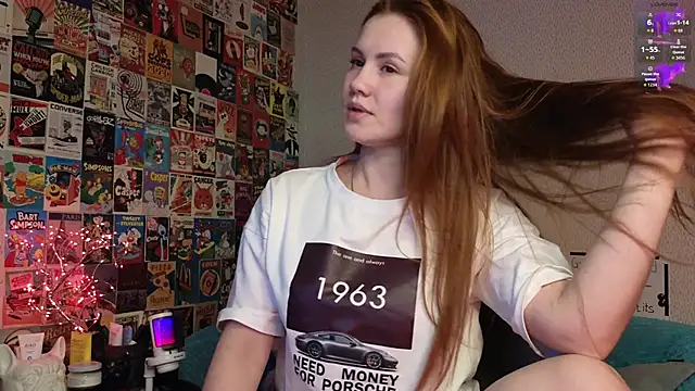 Snapshot of LittleLeen chatting on November 24, 2025, 4:29 pm LittleLeen online show from November 24, 2025, 4:29 pm