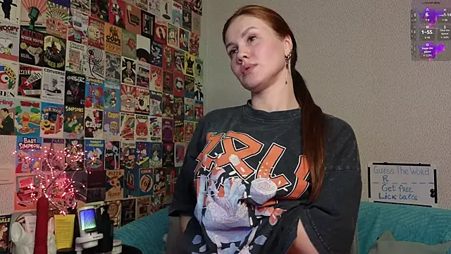 Snapshot of LittleLeen chatting on November 21, 2025, 3:11 pm LittleLeen online show from November 21, 2025, 3:11 pm