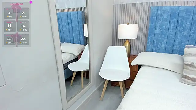 pretty sunlight  online show from September 24, 2025, 1:24 am