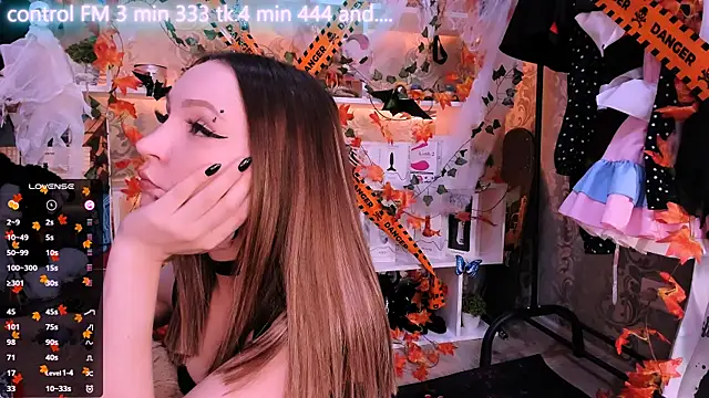 Snapshot of _AsyaSweet chatting on October 29, 2025, 4:17 pm AsyaSweet online show from October 29, 2025, 4:17 pm