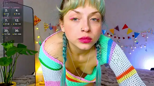 Snapshot of lavenderluxe chatting on November 24, 2025, 12:27 pm lavenderluxe online show from November 24, 2025, 12:27 pm