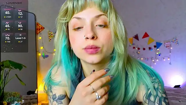 Snapshot of lavenderluxe chatting on November 27, 2025, 1:11 pm lavenderluxe online show from November 27, 2025, 1:11 pm