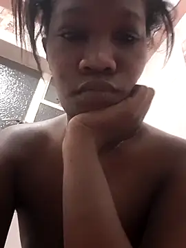 Snapshot of TheSweetBerry chatting on November 3, 2025, 1:44 am TheSweetBerry online show from November 3, 2025, 1:44 am