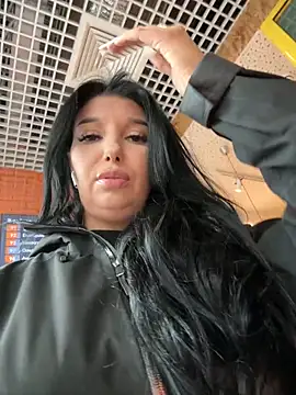 Snapshot of Tisha_Busty chatting on October 31, 2025, 11:18 am Tisha Busty online show from October 31, 2025, 11:18 am