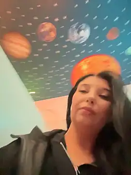 Tisha Busty online show from April 9, 2026, 1:50 pm