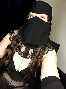 -Arab milf- online show from September 21, 2025, 6:18 am