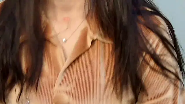 MIss-Naina online show from December 17, 2025, 6:18 am