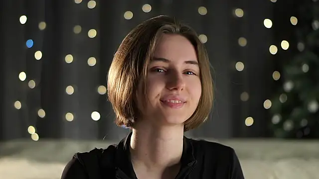 Snapshot of MeghanElson chatting on January 14, 2026, 12:42 pm MeghanElson online show from January 14, 2026, 12:42 pm