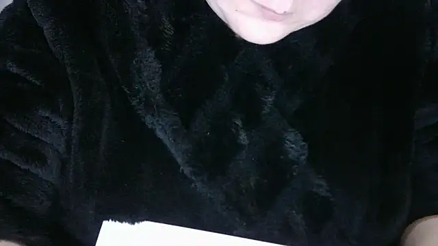 Snapshot of busty-bella1 chatting on November 5, 2025, 11:02 am busty-bella1 online show from November 5, 2025, 11:02 am