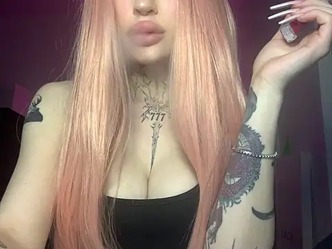 madelinexx online show from March 7, 2025, 12:48 am