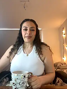 Elizabeth Dupont online show from November 16, 2025, 5:17 pm