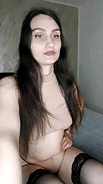 AliyaWade  online show from April 9, 2026, 6:14 pm