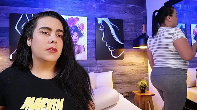 Snapshot of DanyAndAlexa chatting on February 2, 2026, 11:20 am DanyAndAlexa online show from February 2, 2026, 11:20 am