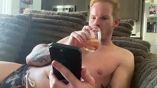 crossfitterguy87 online show from September 20, 2025, 8:47 pm