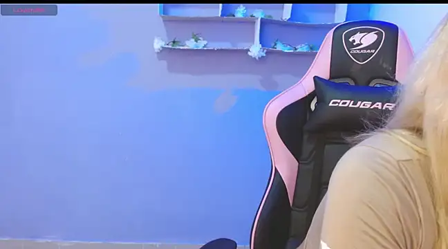 Snapshot of Mitsuka_Sojii chatting on February 12, 2025, 4:33 am Mitsuka Sojii online show from February 12, 2025, 4:33 am