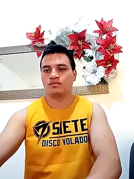 Snapshot of ahntony__69 chatting on January 8, 2025, 2:46 pm ahntony  69 online show from January 8, 2025, 2:46 pm