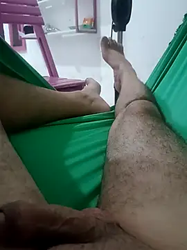 Snapshot of medaseucuzinho chatting on October 30, 2025, 10:39 pm medaseucuzinho online show from October 30, 2025, 10:39 pm