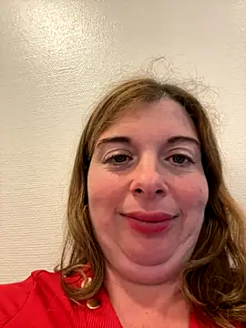 Snapshot of Lombada chatting on September 26, 2025, 8:32 am Lombada online show from September 26, 2025, 8:32 am