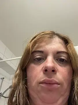 Snapshot of Lombada chatting on September 14, 2025, 7:31 am Lombada online show from September 14, 2025, 7:31 am