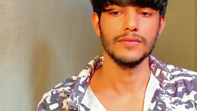 kingkartik7 online show from February 17, 2026, 5:16 am