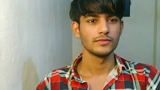 Snapshot of kingkartik7 chatting on November 6, 2025, 4:33 pm kingkartik7 online show from November 6, 2025, 4:33 pm