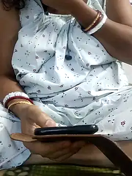 Snapshot of miss-Riy chatting on June 2, 2026, 8:47 am miss-Riy online show from June 2, 2026, 8:47 am