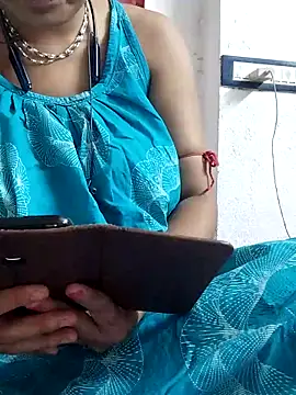 Snapshot of miss-Riy chatting on June 20, 2026, 5:07 pm miss-Riy online show from June 20, 2026, 5:07 pm