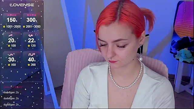 Snapshot of Fire_Bestie chatting on November 8, 2025, 1:47 pm Fire Bestie online show from November 8, 2025, 1:47 pm