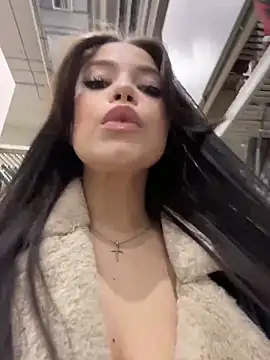 Snapshot of Chloe__Moon chatting on December 15, 2025, 2:12 pm Chloe Moon online show from December 15, 2025, 2:12 pm