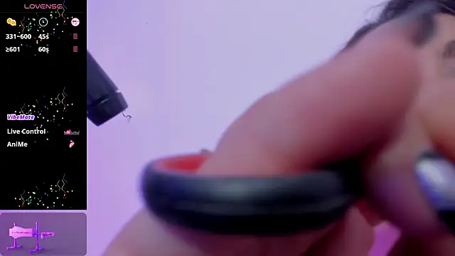 Snapshot of angels_collins chatting on January 8, 2025, 2:57 am angels collins online show from January 8, 2025, 2:57 am